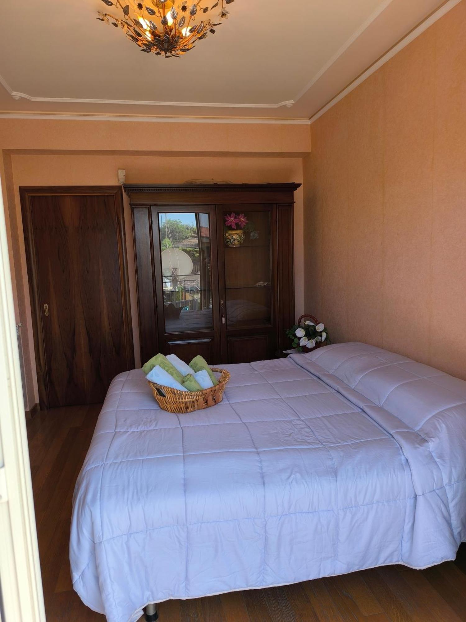 Bed & Breakfast Kalinka Bed & Breakfast Motta Sant' Anastasia Luaran gambar