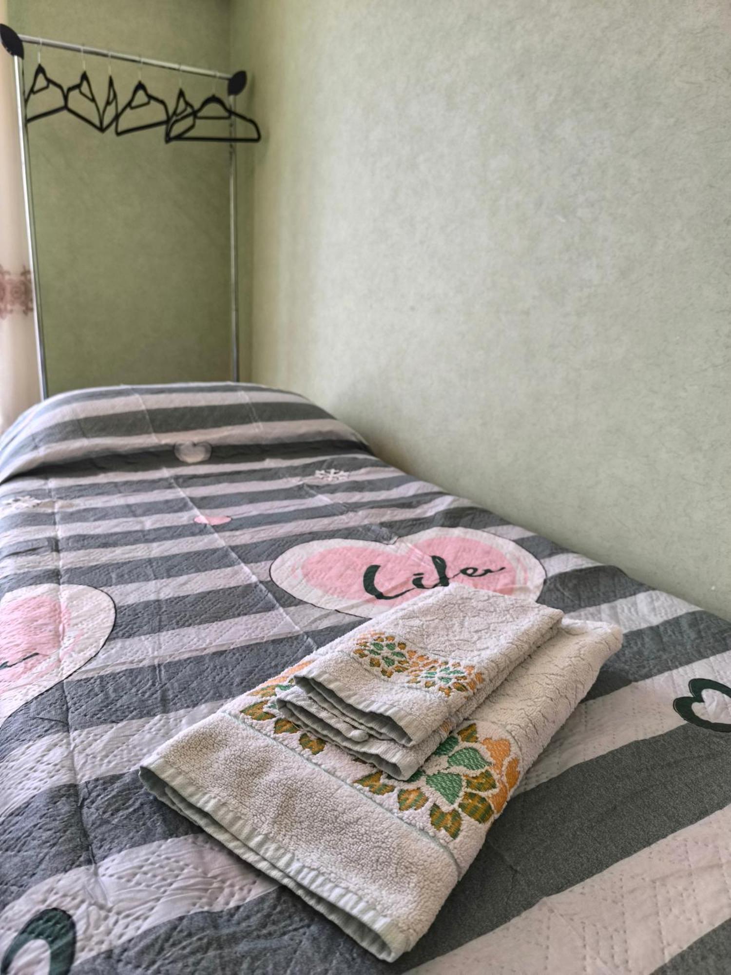 Bed & Breakfast Kalinka Bed & Breakfast Motta Sant' Anastasia Luaran gambar