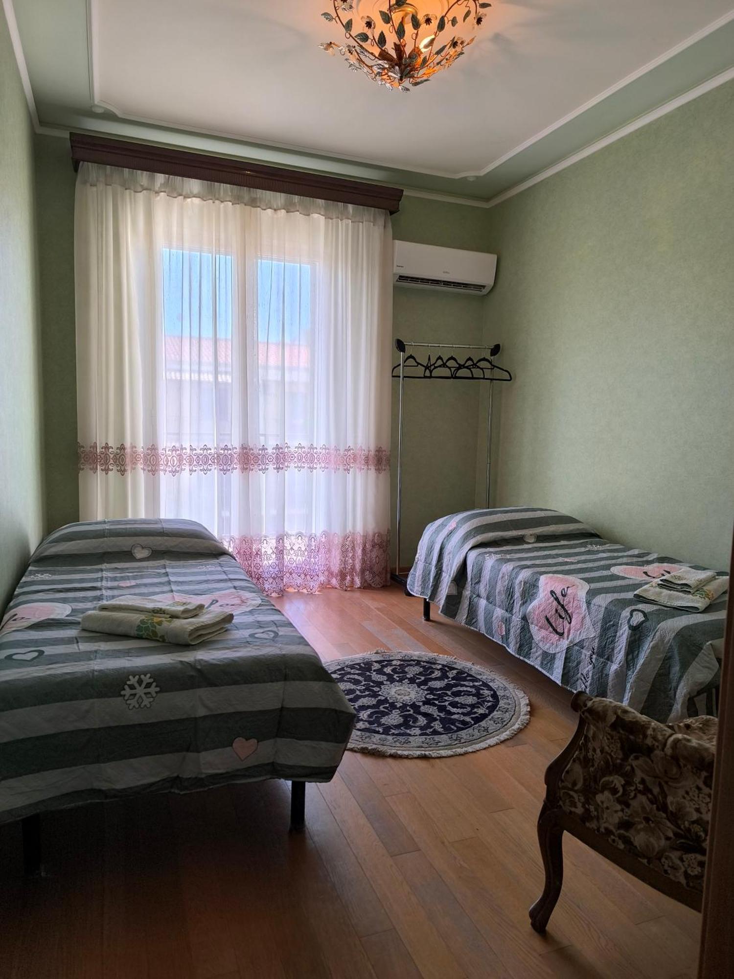 Bed & Breakfast Kalinka Bed & Breakfast Motta Sant' Anastasia Luaran gambar